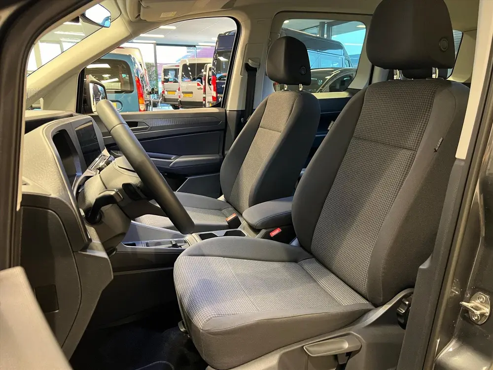 Volkswagen Caddy L1 Rolstoelauto Automaat 3+1 of 5+0 uit 2021, foto 20