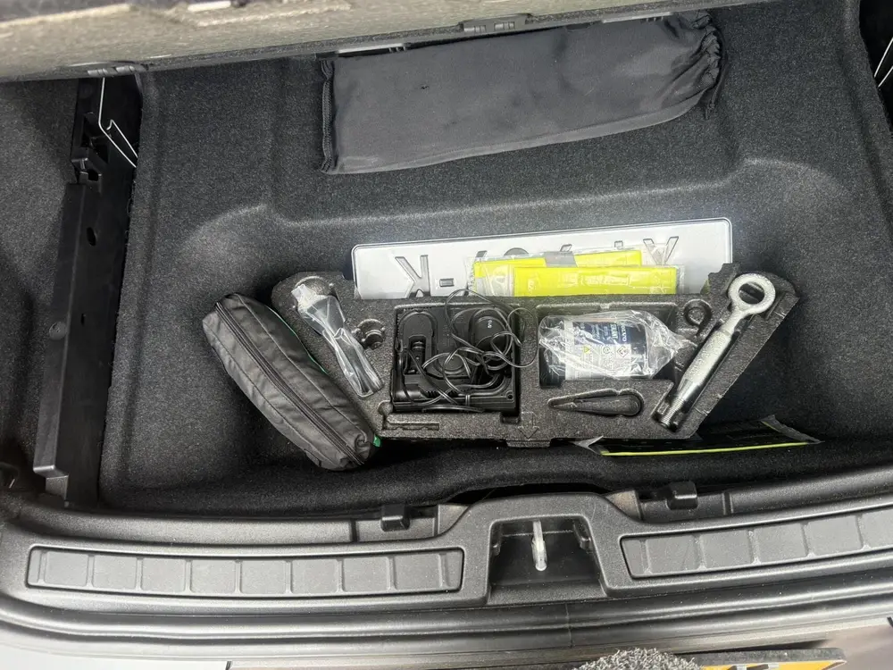 Volvo XC40 2.0 T4 Inscription trehaak panoramadak uit 2019, foto 15
