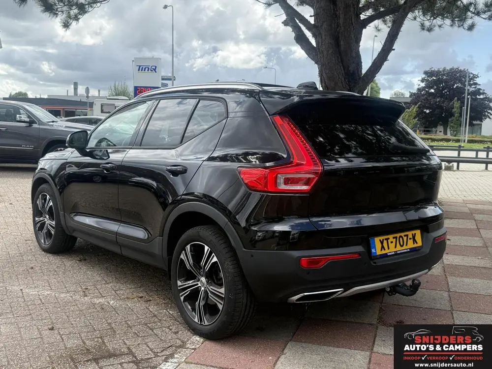 Volvo XC40 2.0 T4 Inscription trehaak panoramadak uit 2019, foto 3