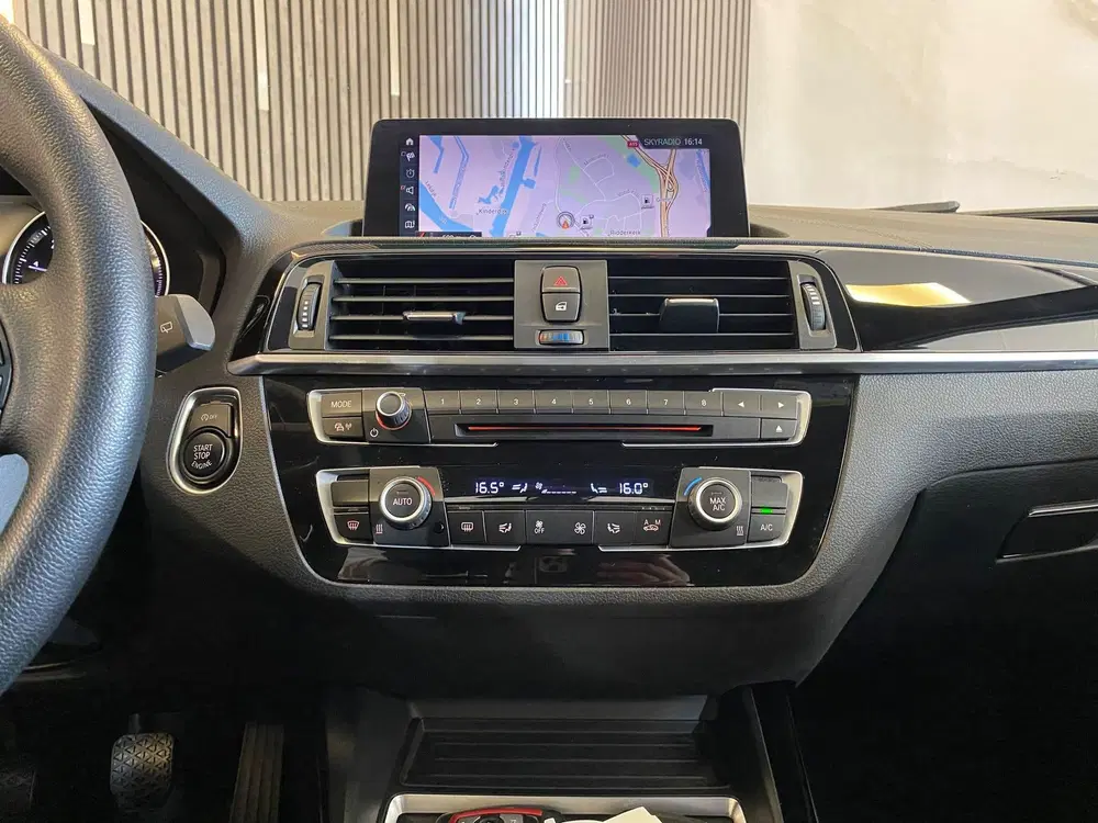 BMW 1-serie 116I SPORT LINE EDITION uit 2019, foto 5