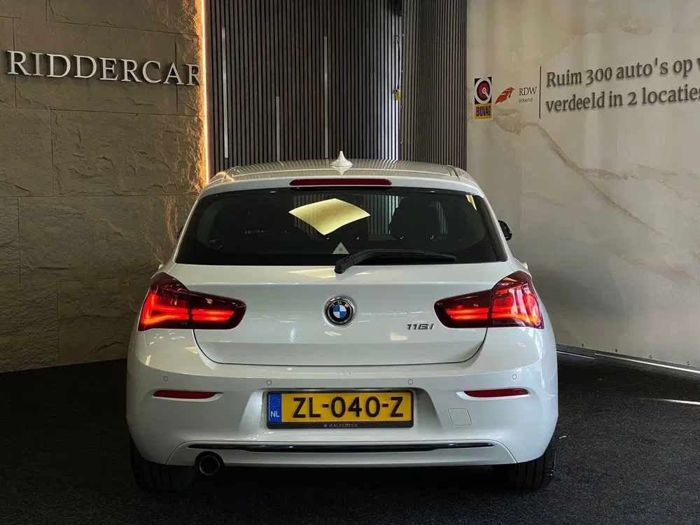 BMW 1-serie 116I SPORT LINE EDITION uit 2019, foto 7