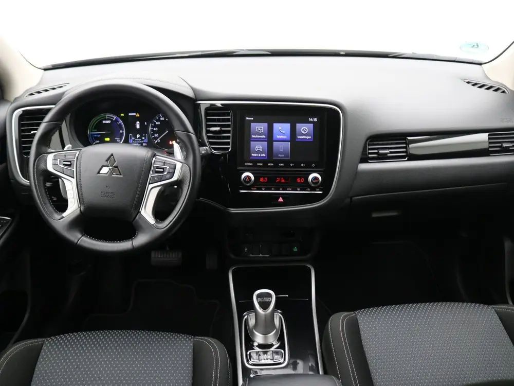 Mitsubishi Outlander 2.4 PHEV Pure / Stoelverwarming / Navig uit 2020, foto 2