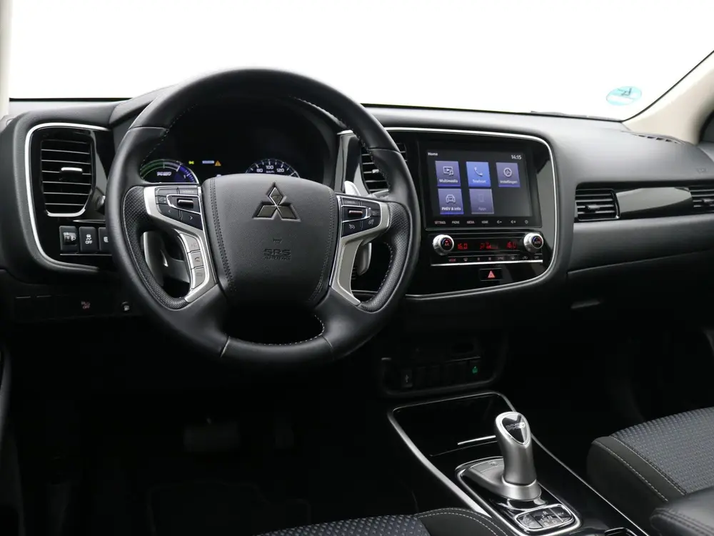 Mitsubishi Outlander 2.4 PHEV Pure / Stoelverwarming / Navig uit 2020, foto 8