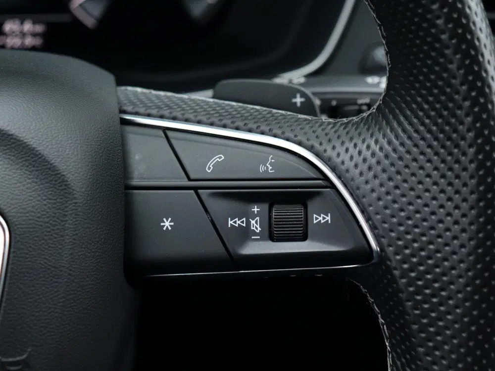 Audi Q5 55 TFSI e S edition uit 2021, foto 17