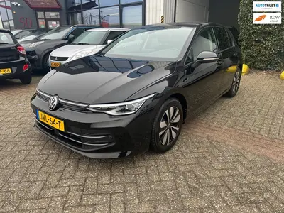 Volkswagen Golf 1.5 eTSI Life Edition,LED,Camera,App Connect uit 2025