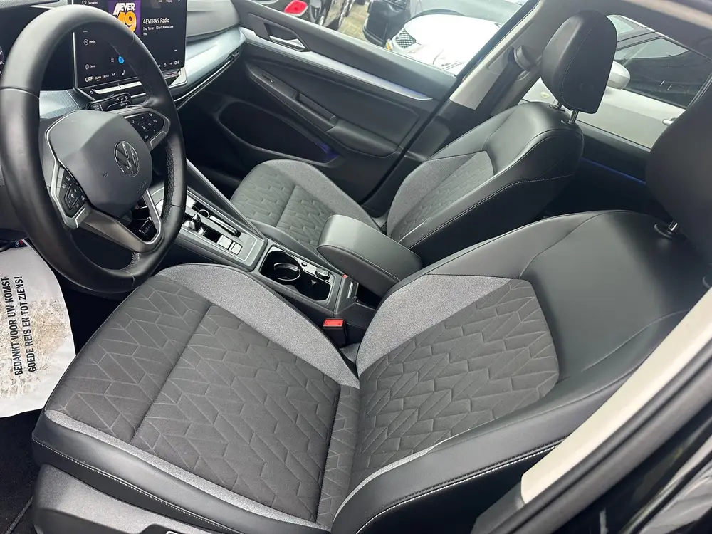 Volkswagen Golf 1.5 eTSI Life Edition,LED,Camera,App Connect uit 2025, foto 18