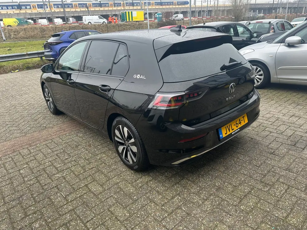Volkswagen Golf 1.5 eTSI Life Edition,LED,Camera,App Connect uit 2025, foto 4