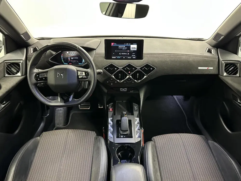 DS Automobiles 3 Crossback Ds 3 Crossback E-Tense Performance Line 50 kWh 97 % SOH 3 Fa uit 2021, foto 2