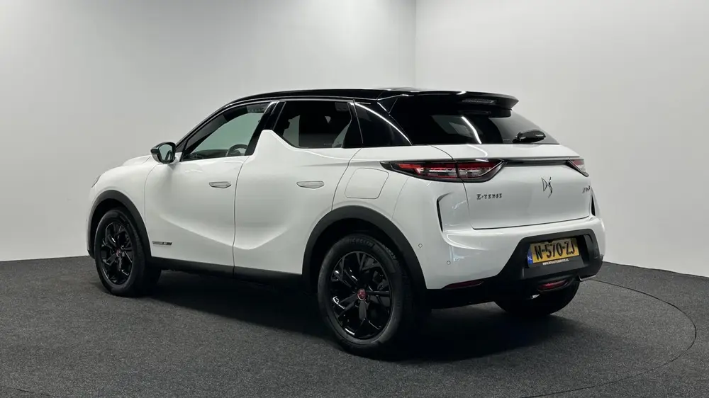 DS Automobiles 3 Crossback Ds 3 Crossback E-Tense Performance Line 50 kWh 97 % SOH 3 Fa uit 2021, foto 6