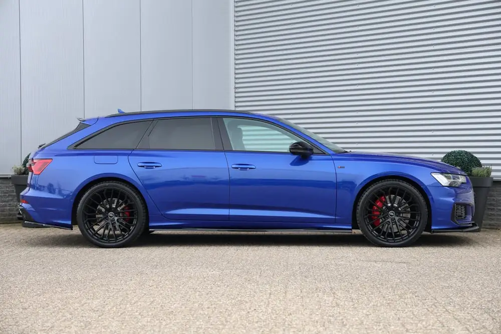 Audi A6 Avant 55 TFSI e Quattro Competition S-Line 367PK Tre uit 2023, foto 2