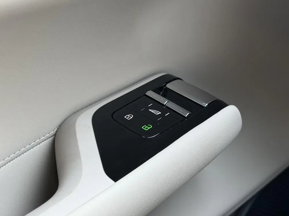 Volvo EX90 Single Motor Plus 7p. 92 kWh 21 inch licht uit 2026, foto 10