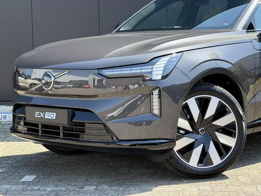 Volvo EX90 Single Motor Plus 7p. 92 kWh 21 inch licht uit 2026, foto 2