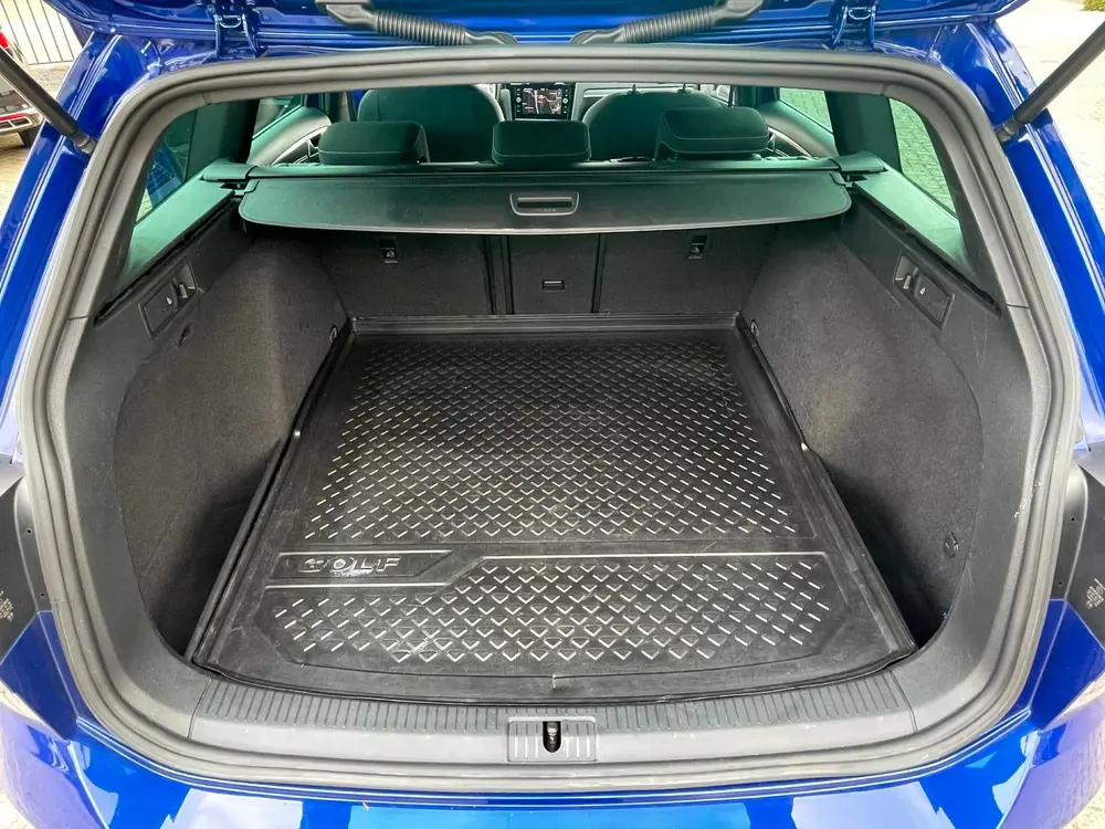 Volkswagen Golf Variant 1.5 TSI R-line | R-line interieur en uit 2019, foto 19