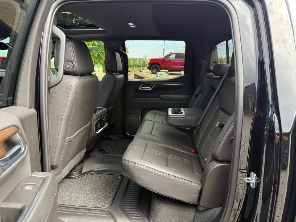 Chevrolet Silverado High Country Widebody 6.2L V8 Pick-Up uit 2024, foto 12