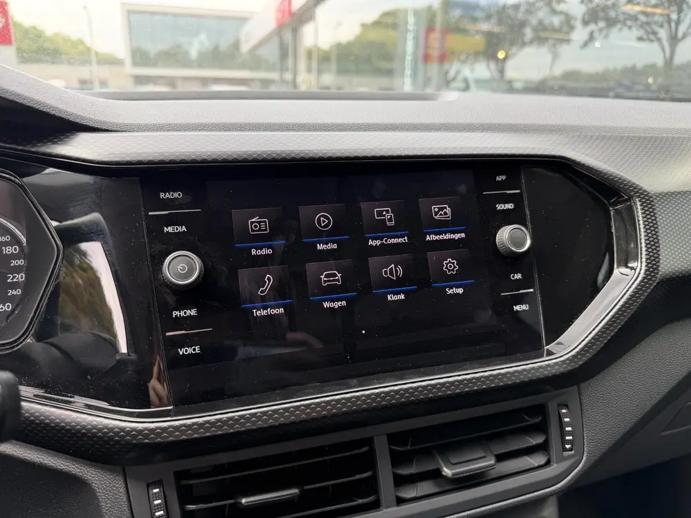 Volkswagen T-Cross 1.0 TSI Life Automaat 116PK | Achteruitri uit 2019, foto 12
