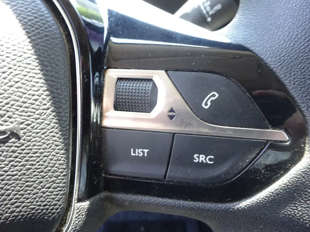 Peugeot Partner 1.2 PureTech Pro BENZINE AIRCO NAVI CRUISE uit 2022, foto 19