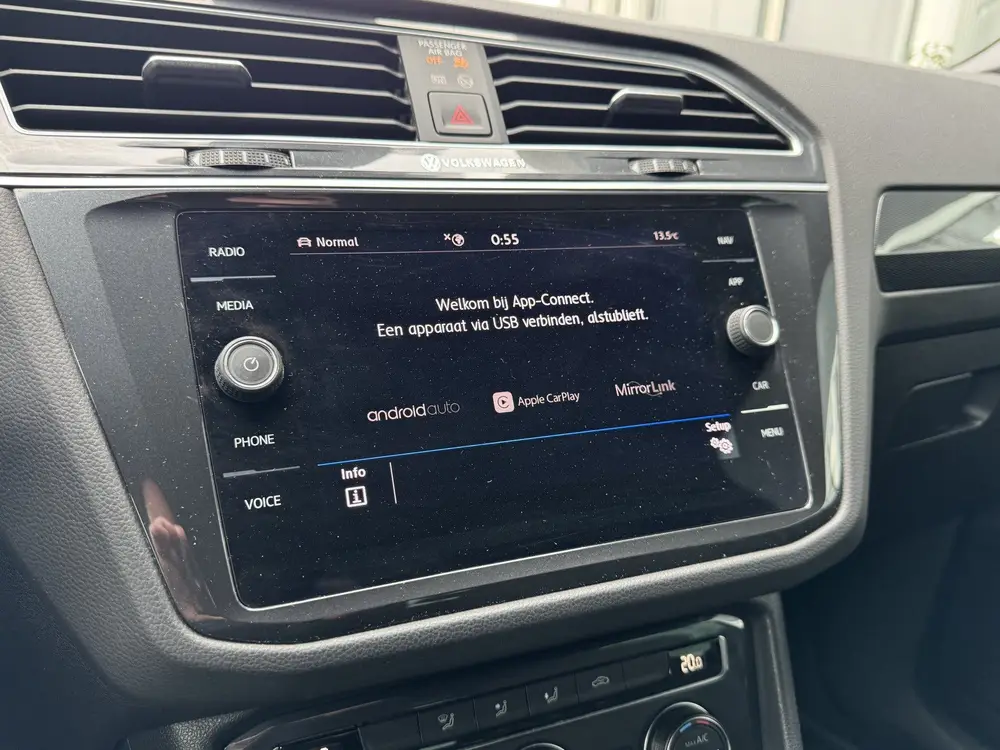 Volkswagen Tiguan 1.5 TSI 150pk DSG ACT Highline Business R uit 2020, foto 17