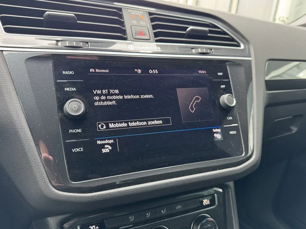 Volkswagen Tiguan 1.5 TSI 150pk DSG ACT Highline Business R uit 2020, foto 20