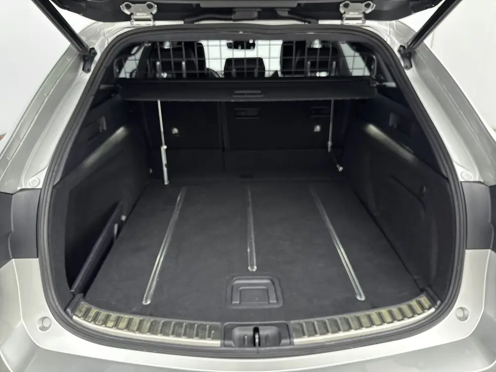 Toyota Corolla 2.0 Hybrid Executive JBL uit 2019, foto 16