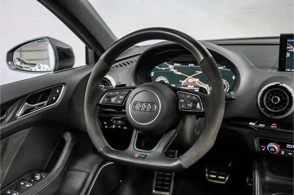 Audi RS3 2.5 TFSI QUATTRO uit 2019, foto 14