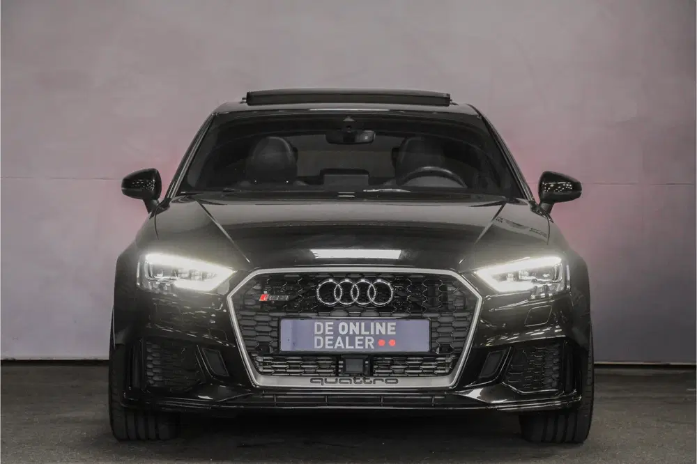 Audi RS3 2.5 TFSI QUATTRO uit 2019, foto 2