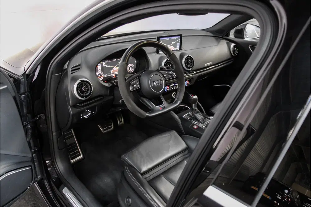Audi RS3 2.5 TFSI QUATTRO uit 2019, foto 7