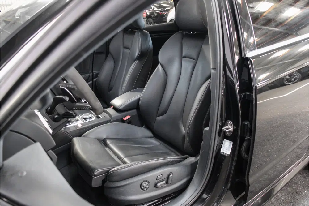 Audi RS3 2.5 TFSI QUATTRO uit 2019, foto 9