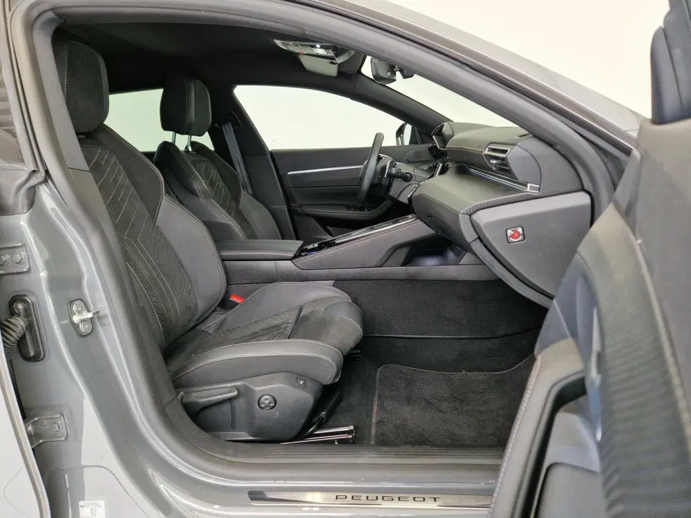 Peugeot 508 1.6 HYbrid 180 GT 7 uit 2024, foto 7