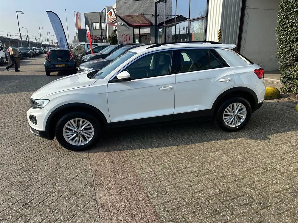 Volkswagen T-ROC 1.5 TSI Sport uit 2020, foto 5