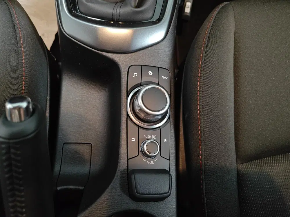 Mazda 2 1.5 e-SkyActiv-G 90 Homura uit 2024, foto 20