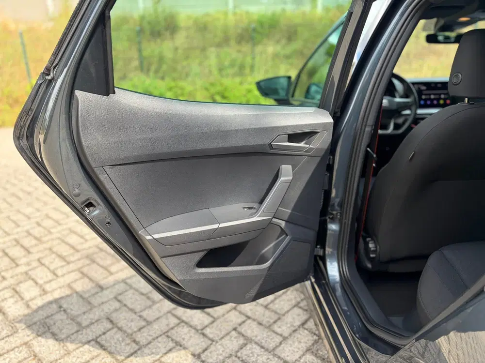 SEAT Ibiza 1.0 EcoTSI FR 110PK I LED I CAMERA CARPLAY uit 2022, foto 9