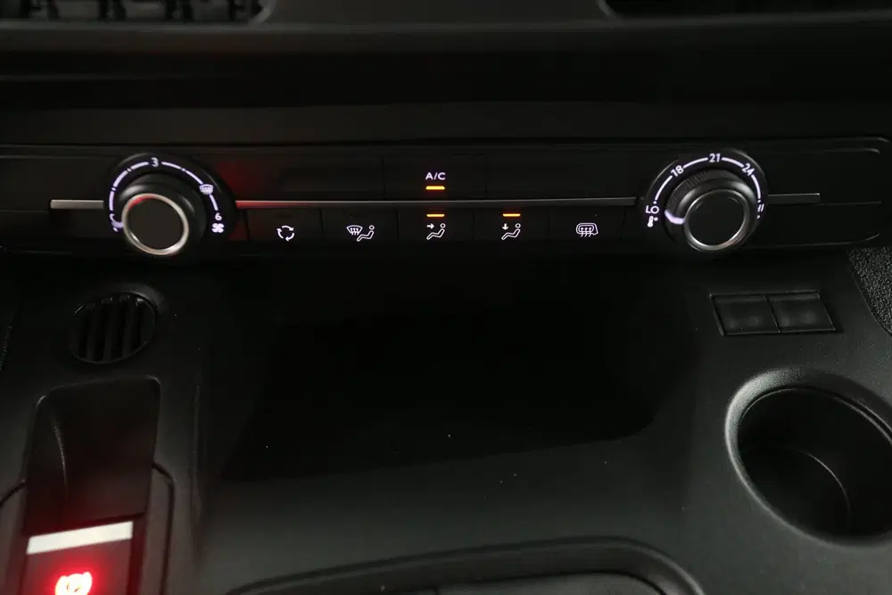 Peugeot Partner 1.5 BlueHDi 102PK uit 2024, foto 17