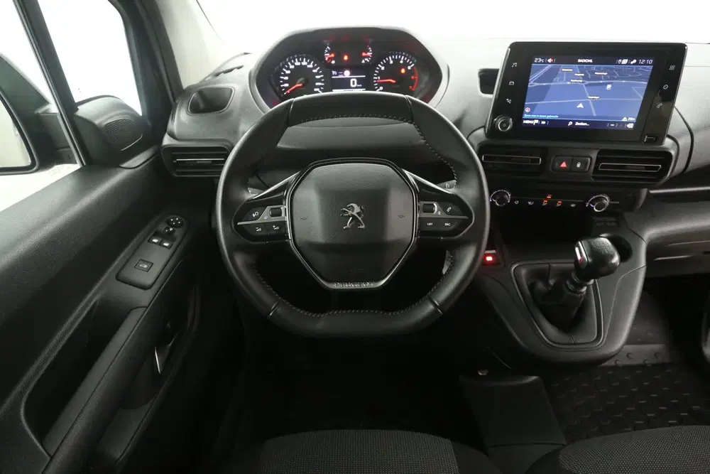 Peugeot Partner 1.5 BlueHDi 102PK uit 2024, foto 2