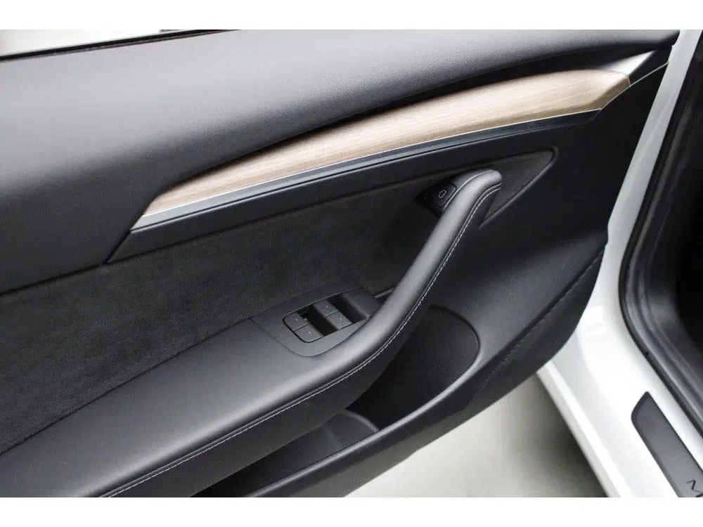 Tesla Model 3 RWD SOH: 96 uit 2023, foto 14