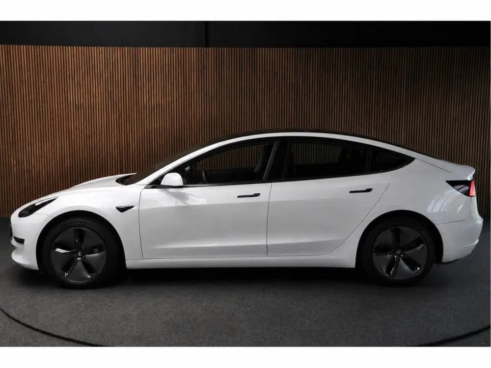 Tesla Model 3 RWD SOH: 96 uit 2023, foto 2