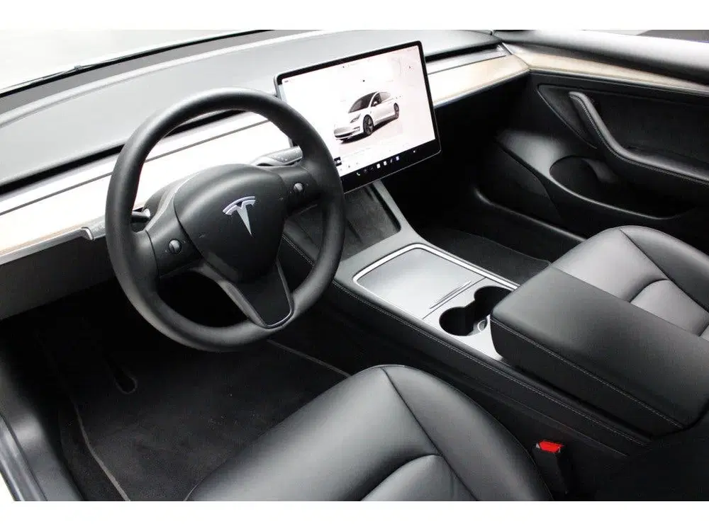 Tesla Model 3 RWD SOH: 96 uit 2023, foto 8