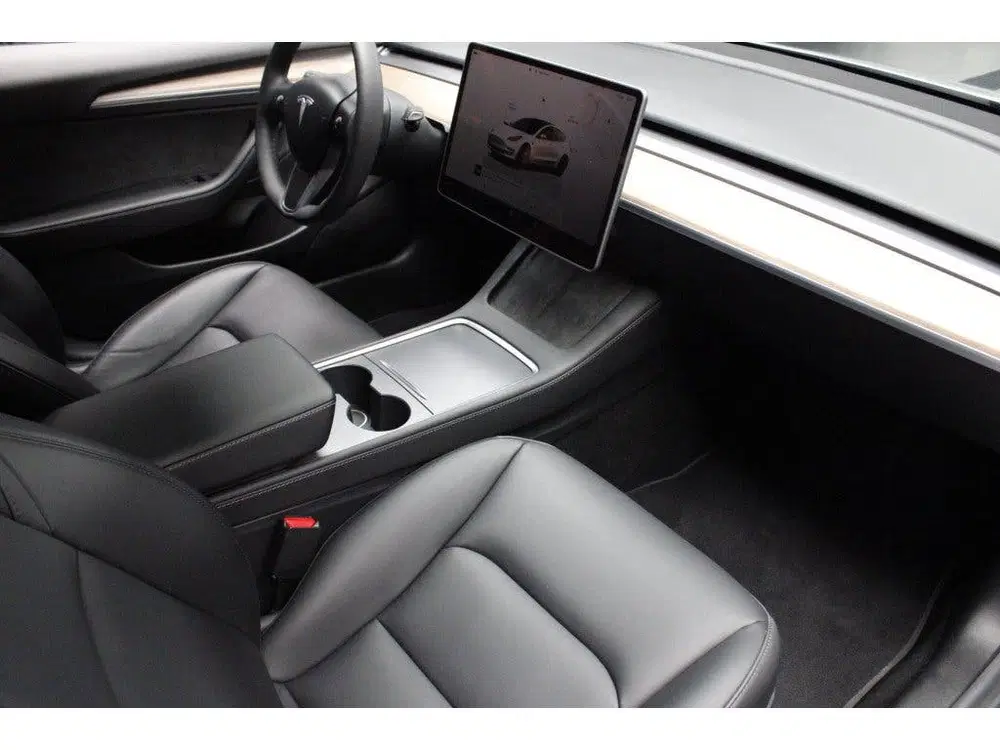 Tesla Model 3 RWD SOH: 96 uit 2023, foto 9