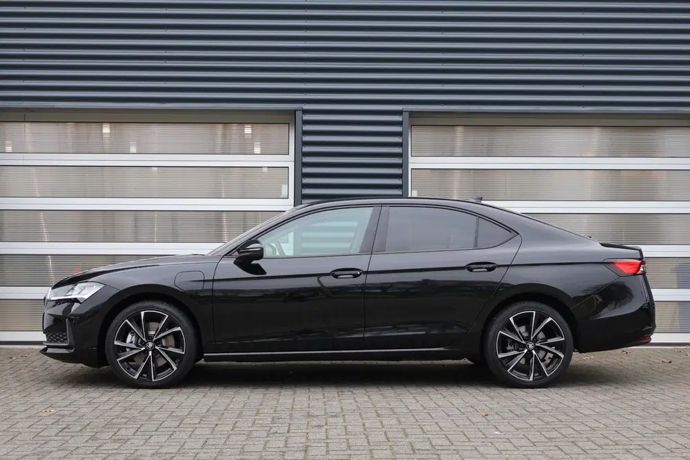 Skoda Superb 1.5 TSI 204pk PHEV Edition uit 2025, foto 12
