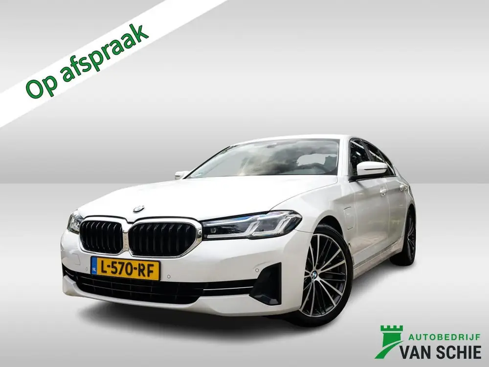 BMW 5-Serie 5 Serie 545e xDrive Business Edition Plus 1e-Eig. & Deal uit 2021