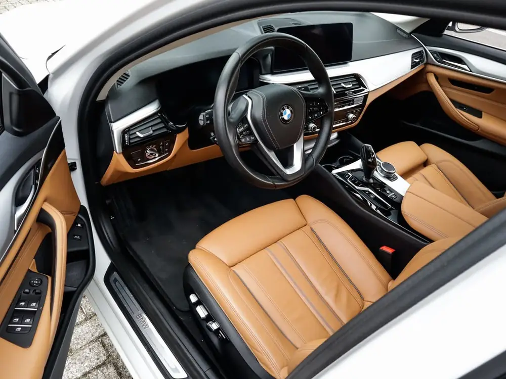 BMW 5-Serie 5 Serie 545e xDrive Business Edition Plus 1e-Eig. & Deal uit 2021, foto 3