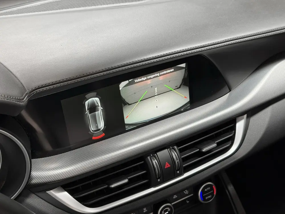 Alfa Romeo Stelvio 2.0 T AWD Veloce 280 PK - FACELIFT - PANO uit 2020, foto 10