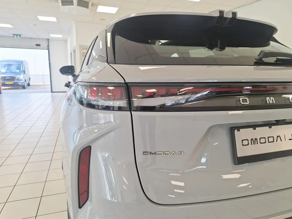 Omoda 9 PHEV Premium Panoramadak uit 2026, foto 13