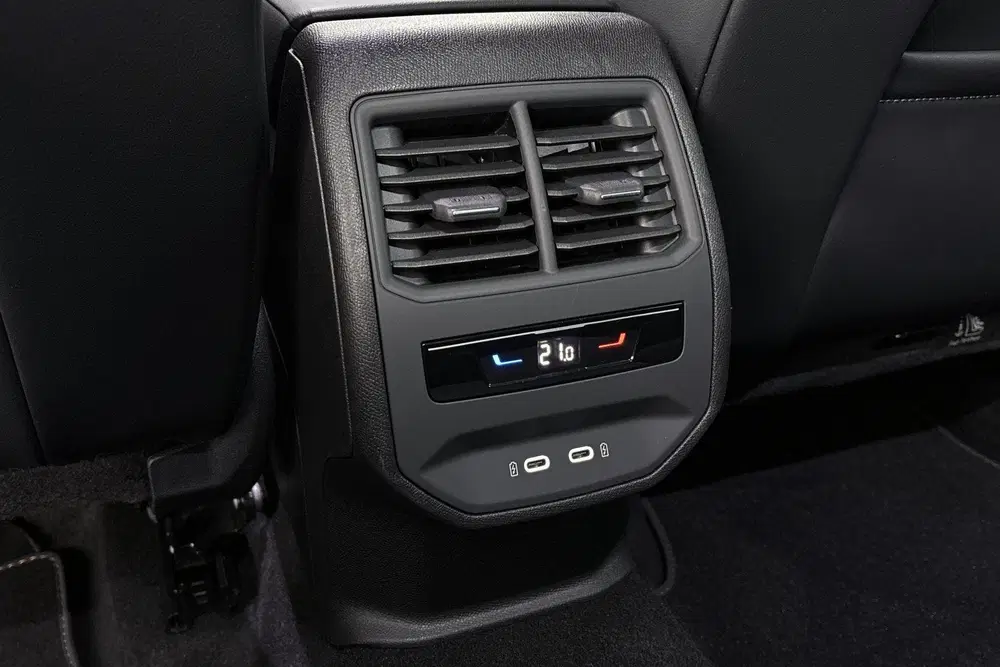 Cupra Leon 1.4 e-Hybrid SOH 99% Stoelverwarming Apple uit 2022, foto 12