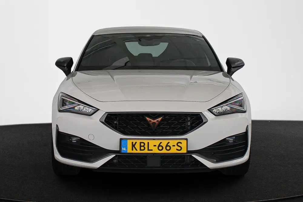 Cupra Leon 1.4 e-Hybrid SOH 99% Stoelverwarming Apple uit 2022, foto 14