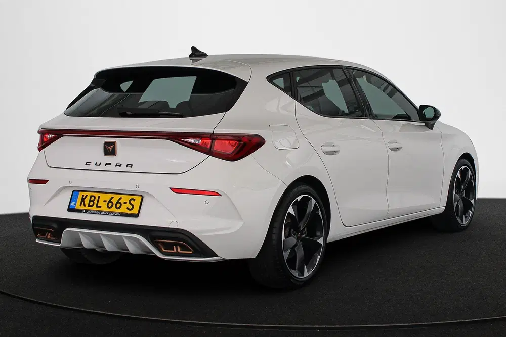 Cupra Leon 1.4 e-Hybrid SOH 99% Stoelverwarming Apple uit 2022, foto 3