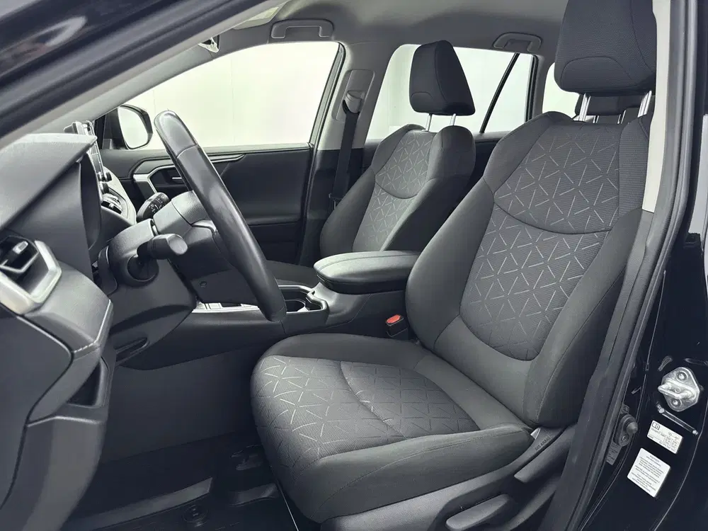 Toyota RAV 4 2.5 Hybrid Dynamic uit 2020, foto 15
