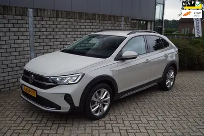 Volkswagen Taigo 1.0 TSI Life Business Autom Sports Stoelver uit 2023