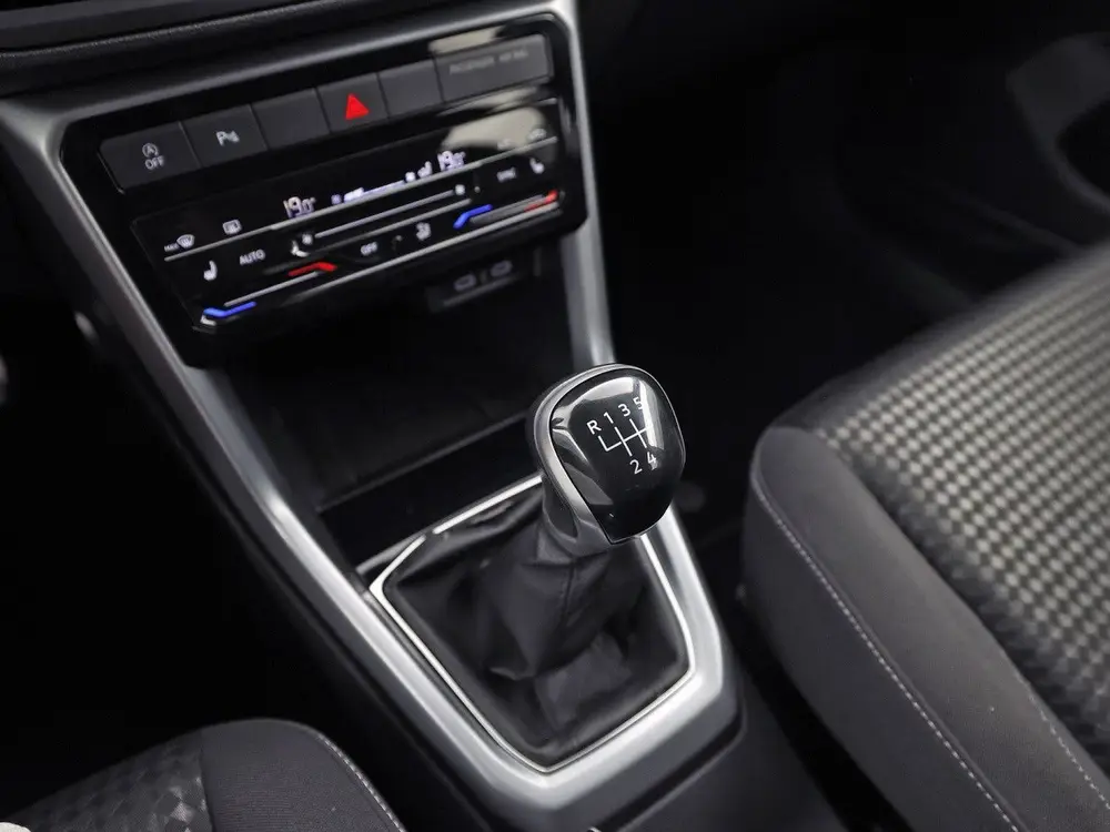 Volkswagen T-Cross 1.0 TSI Life Sport (APPLE CARPLAY, GROOT uit 2022, foto 11