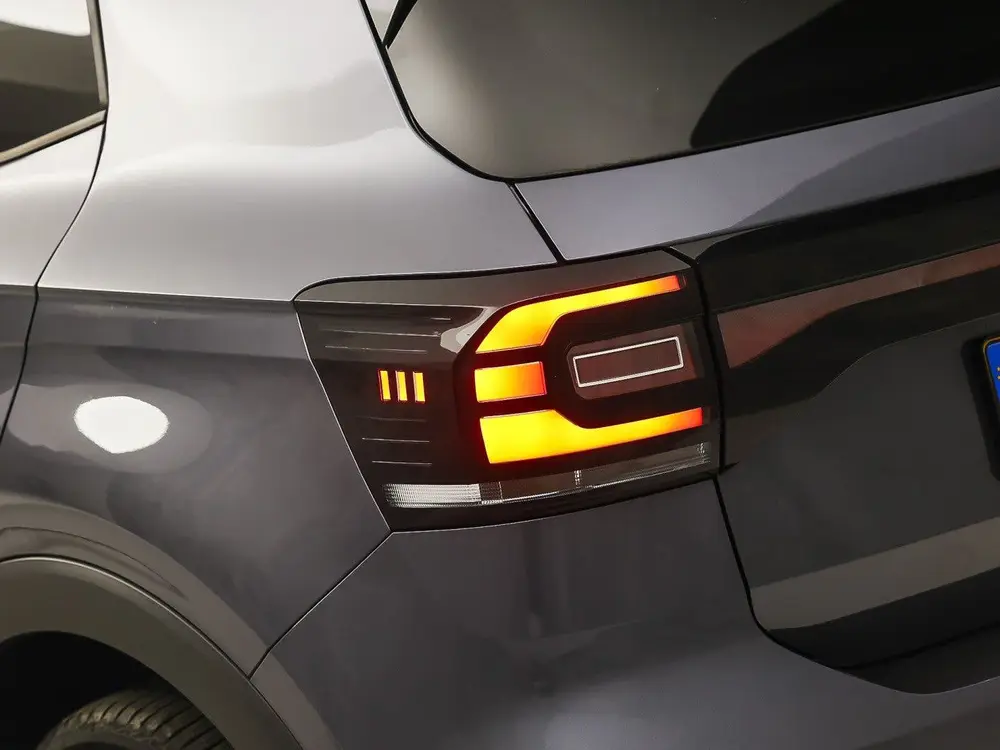Volkswagen T-Cross 1.0 TSI Life Sport (APPLE CARPLAY, GROOT uit 2022, foto 16