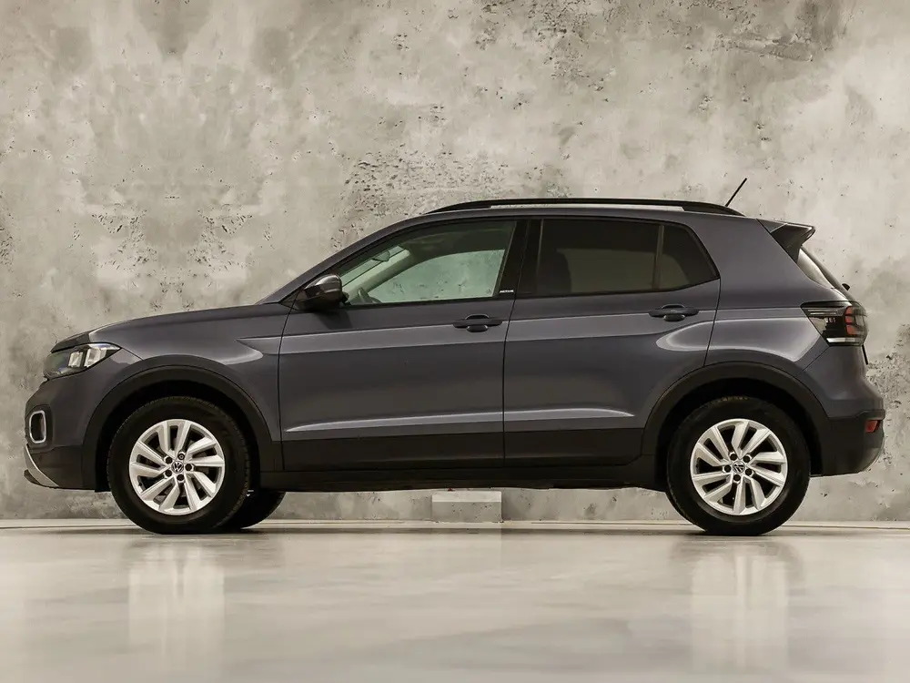 Volkswagen T-Cross 1.0 TSI Life Sport (APPLE CARPLAY, GROOT uit 2022, foto 2